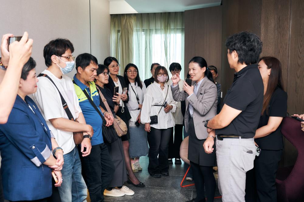 北投老爺酒店向與會單位分享客房環保措施作法