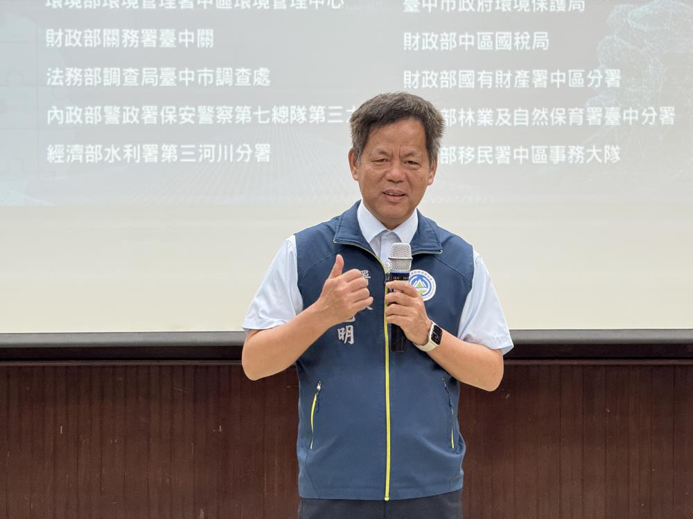 環境管理署顏署長旭明致詞.JPG