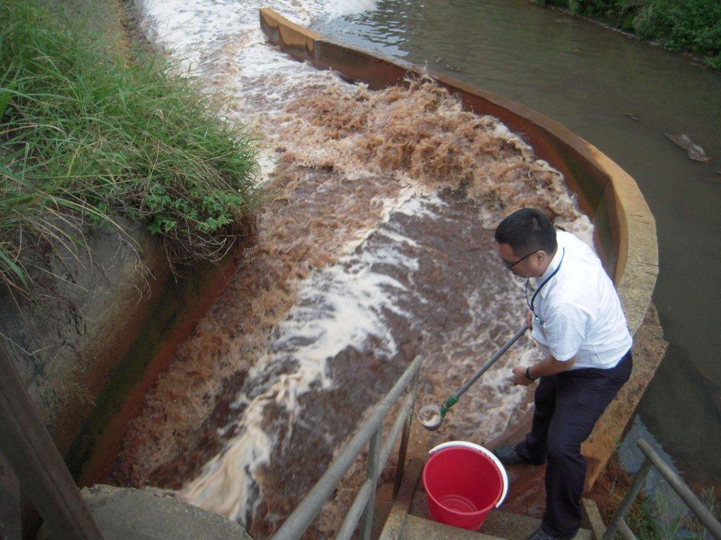 工業區污水處理廠污染管制.jpg