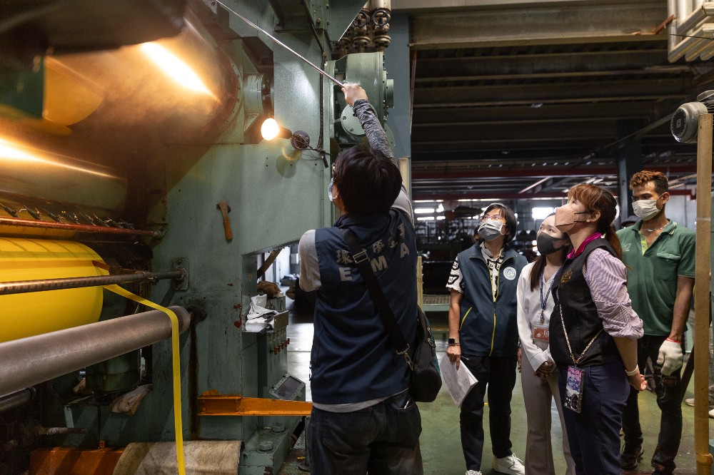 運用科學儀器查核空污防制設備效能